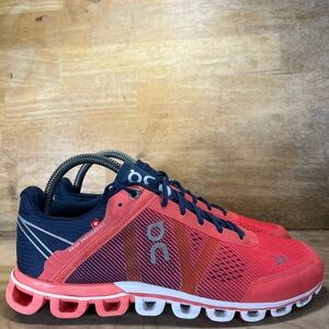 On CloudFlow REFLECTIVE Womens Size 8 Running Shoes Sneakers Crimson Midnight
